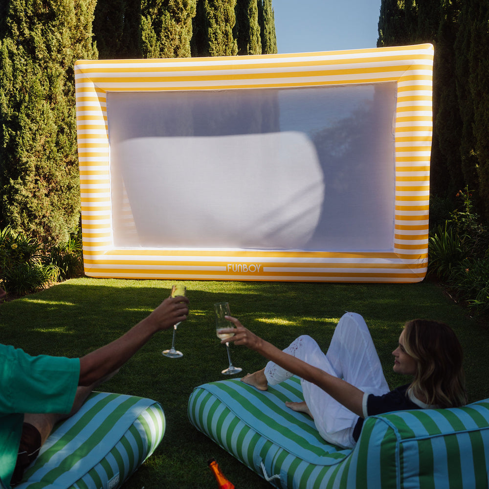 Inflatable Movie Projector Screens | Funboy Online